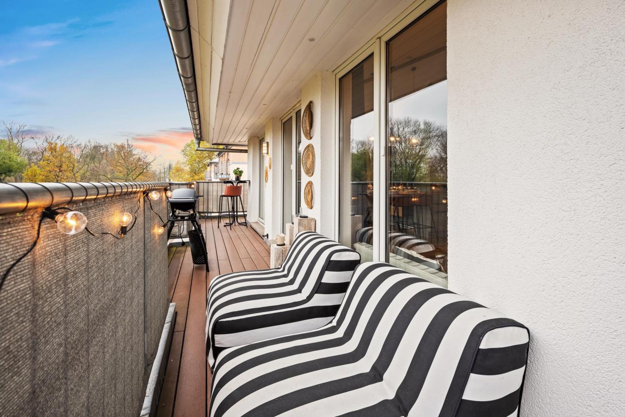 Edler Wohnraum Schwanenteich-Penthouse Mit Garage, Grill, Kaffeevollautomat, Klima, Lift & Terrasse Apartamento Zwickau Exterior foto